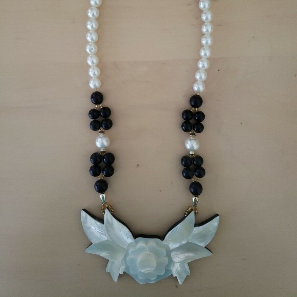 Large Mother Of Pearl Flower / Leaf Pendant On Faux Pearl Necklace Polynesian
